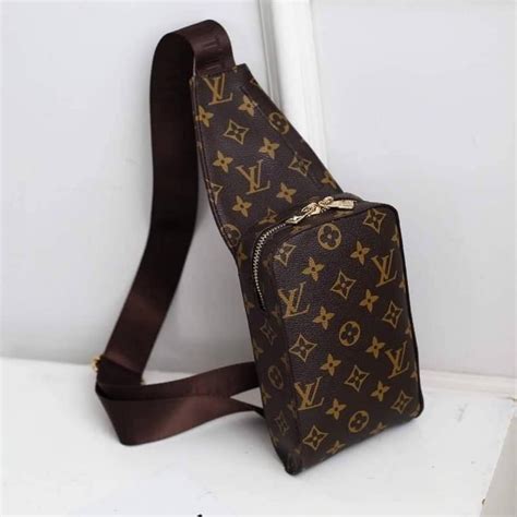 lv body bag for men